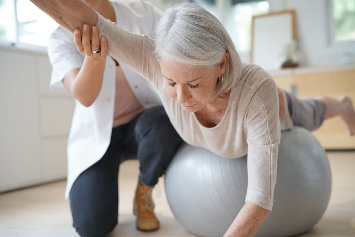 Rehabilitación y mejora del dolor muscular en Ourense